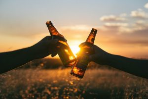 Read more about the article O que a Bíblia Diz Sobre o Álcool?