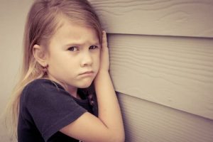 Read more about the article 3 Erros Comuns Dos Pais Que Impedem Que As Crianças De Serem Felizes